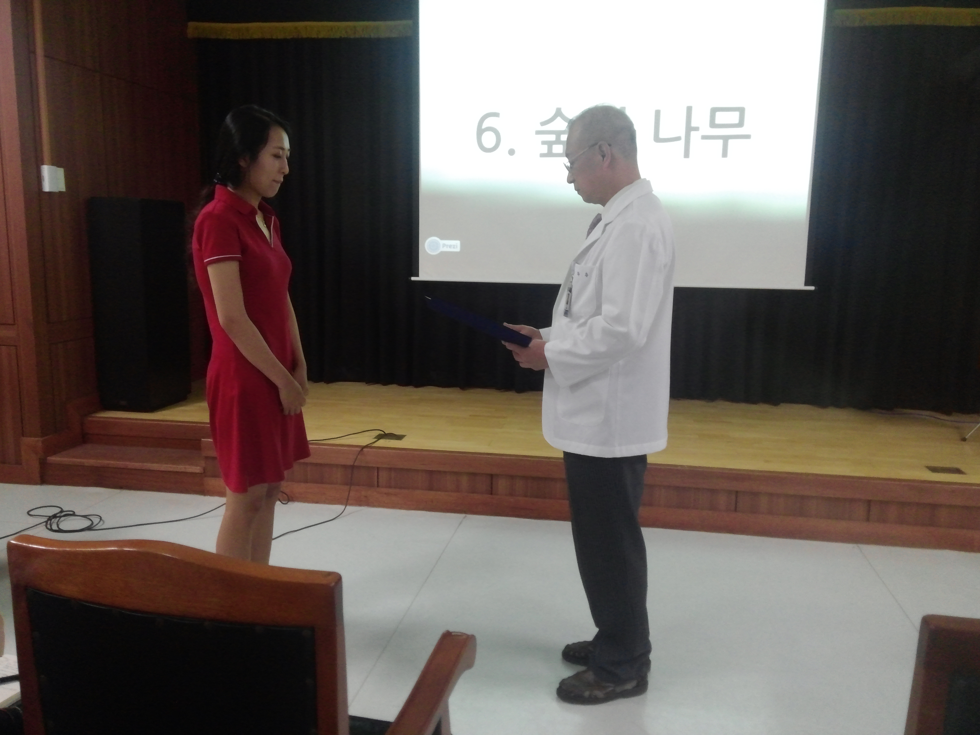 친절직원 (1).jpg